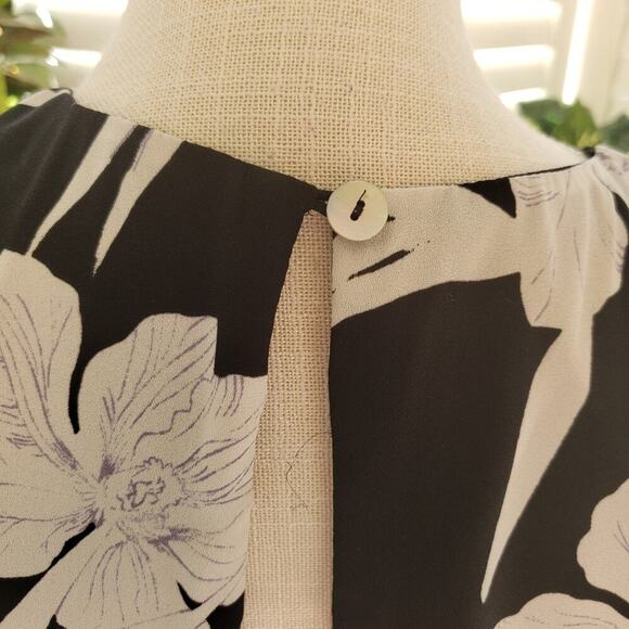 SHOW ME YOUR MUMU BLACK WHITE FLORAL DRESS SIZE SM - Picture 5 of 7